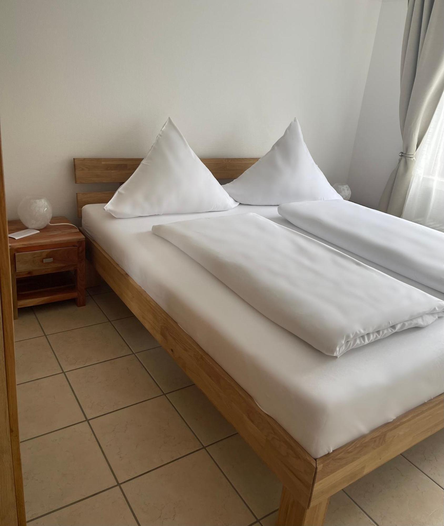 Haus Cornelia Apartment ไอน์รัวห์ ภายนอก รูปภาพ