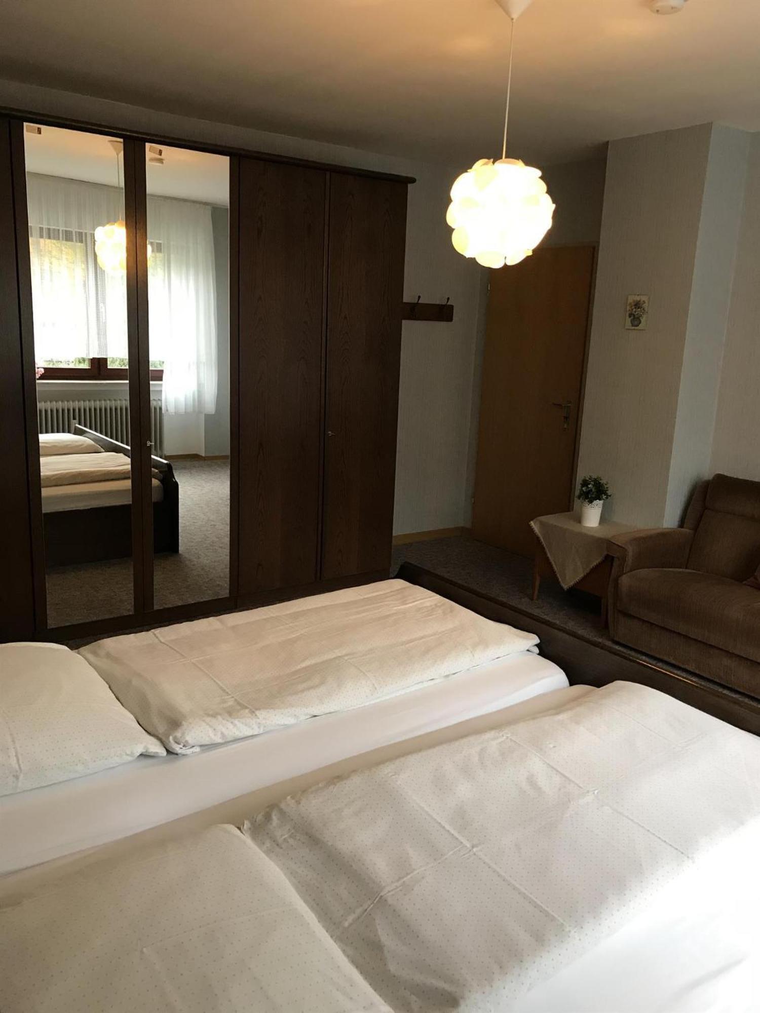 Haus Cornelia Apartment ไอน์รัวห์ ภายนอก รูปภาพ