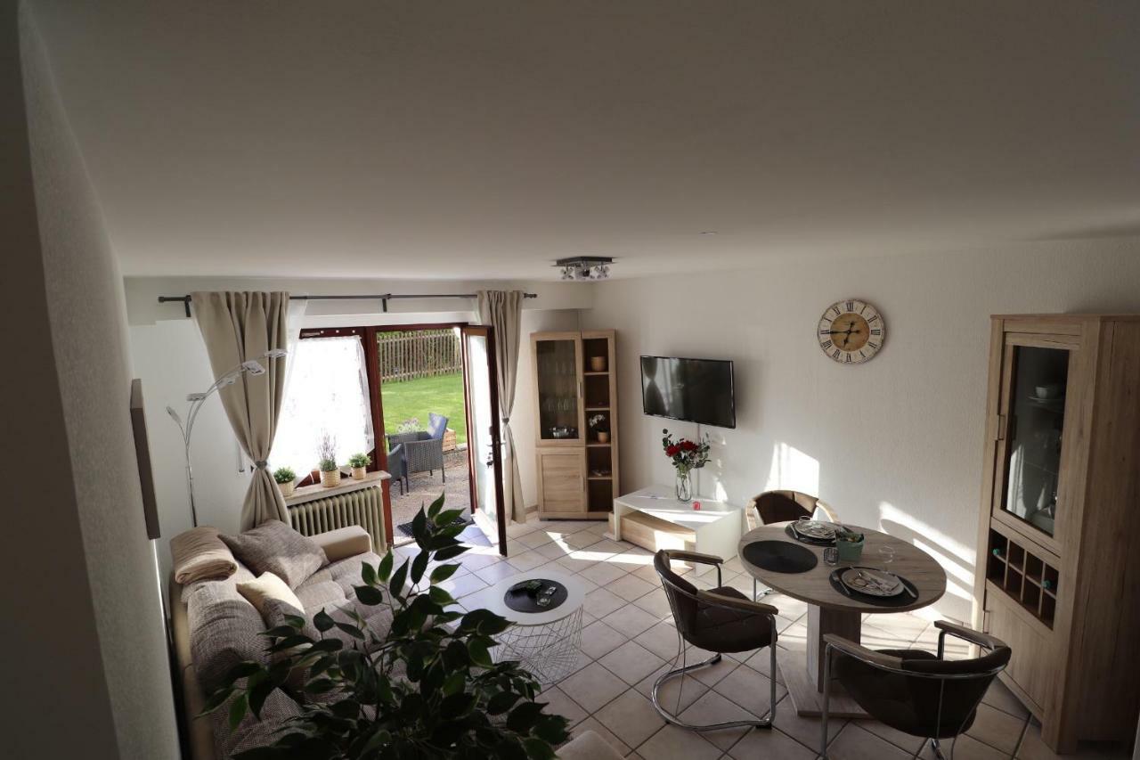 Haus Cornelia Apartment ไอน์รัวห์ ภายนอก รูปภาพ
