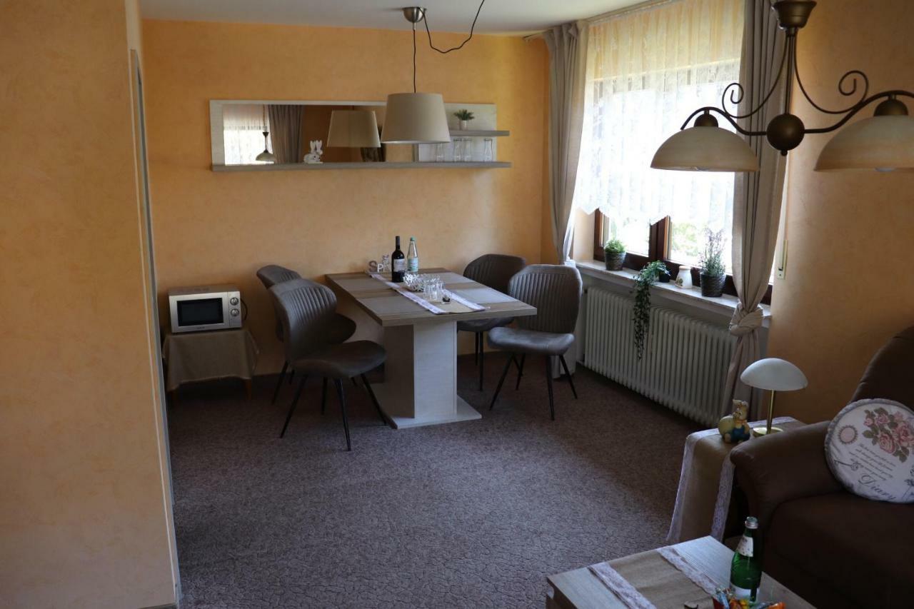 Haus Cornelia Apartment ไอน์รัวห์ ภายนอก รูปภาพ